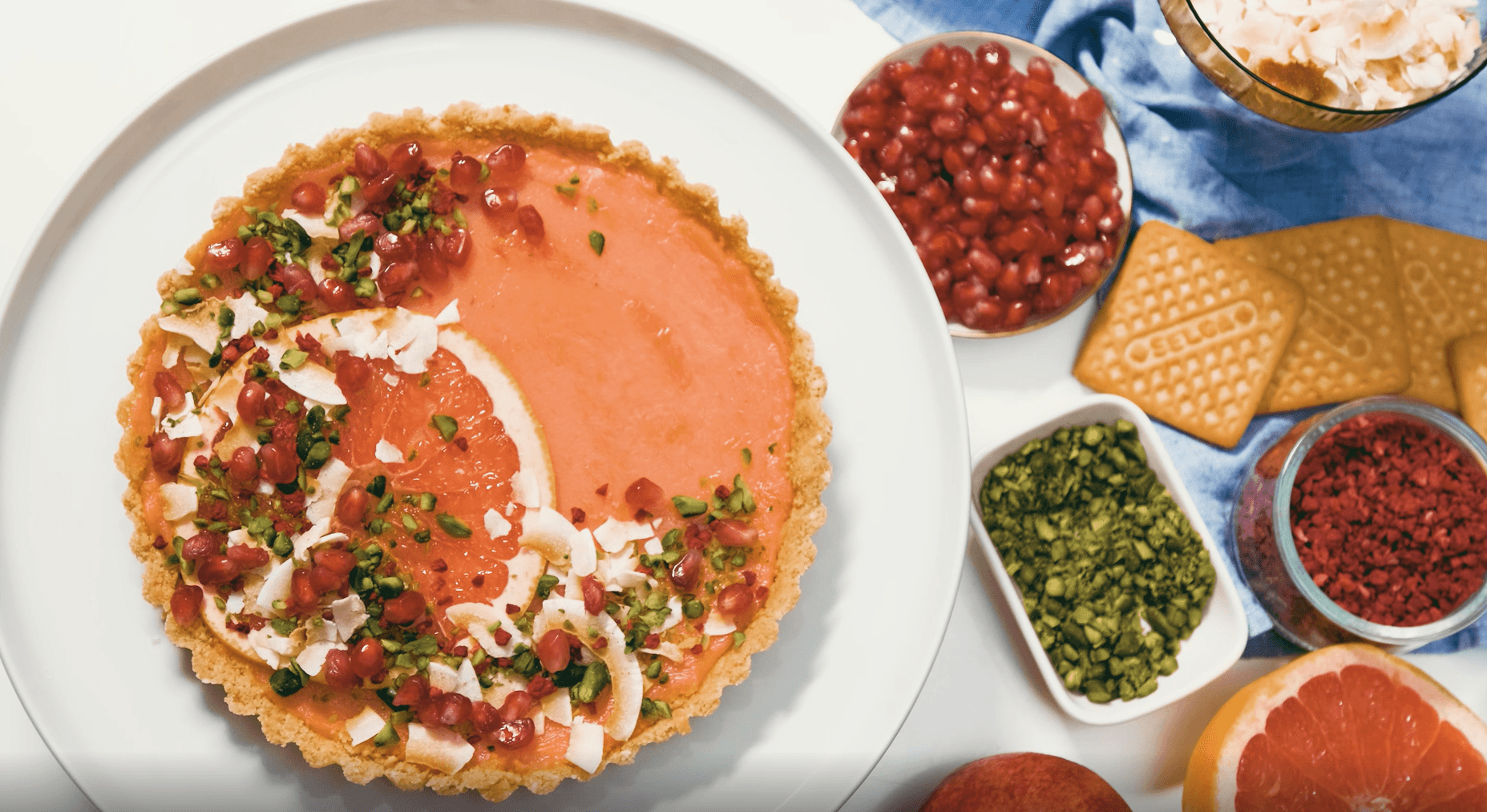 Kokosriekstu tarte ar greipfrūtu krēmu