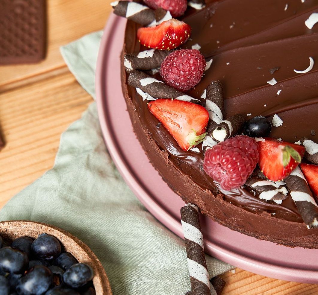Šokolādes siera kūka ar Mascarpone un svaigām ogām